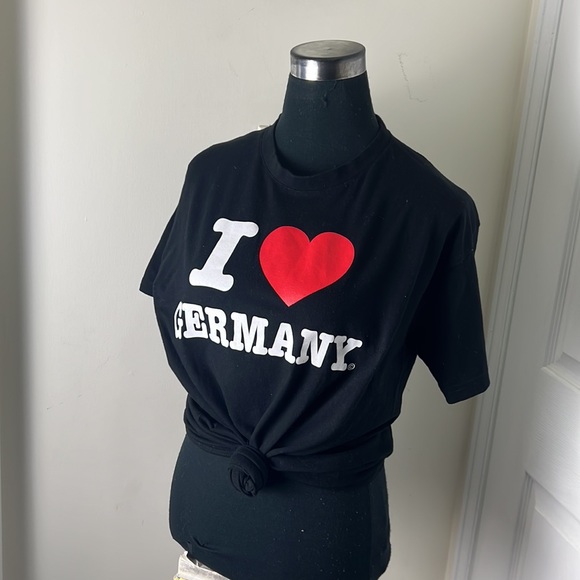 B & C Minimalist Spell Out Graphic Tee Shirt Size Medium - Picture 7 of 8